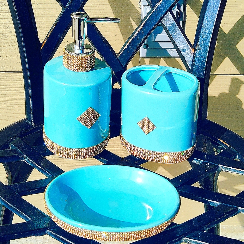 3 Piece Turquoise Glam Ceramic Bathroom Set